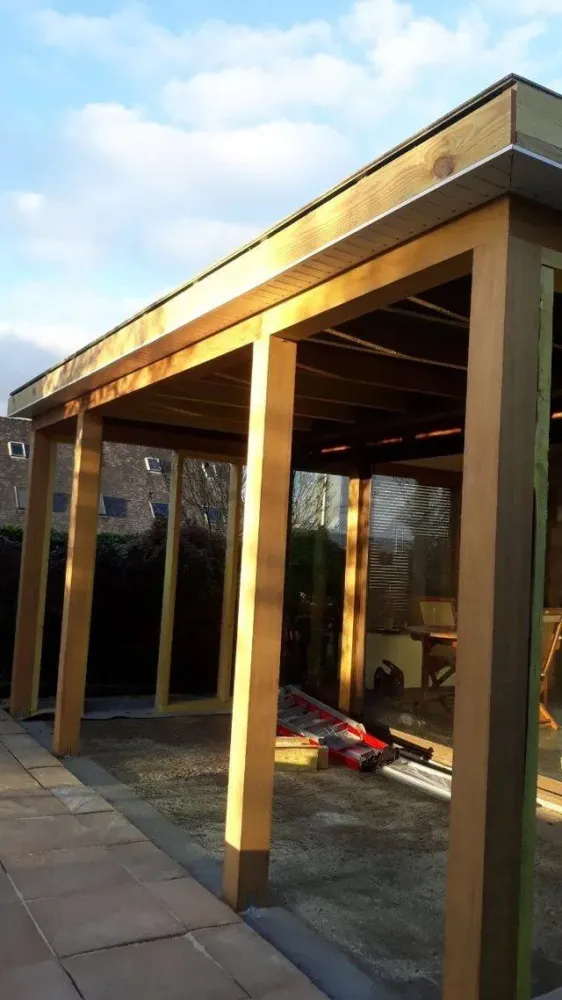 Veranda bois construction